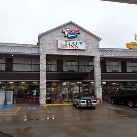 Italy Inn מראה חיצוני תמונה